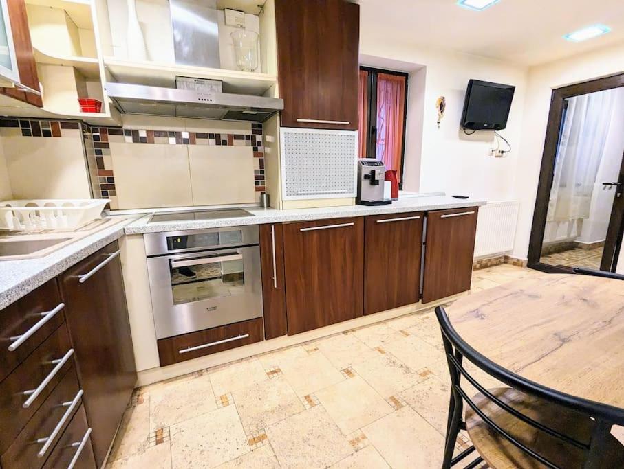 Maisonette Balcesco Brašov Exteriér fotografie